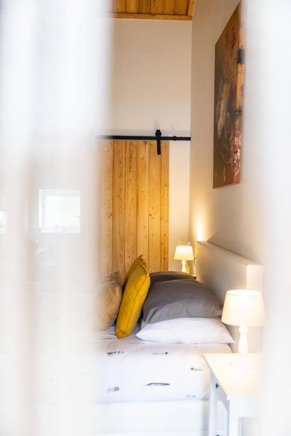 Bed and Breakfast Logies De Houtdijk Harich Exterior foto